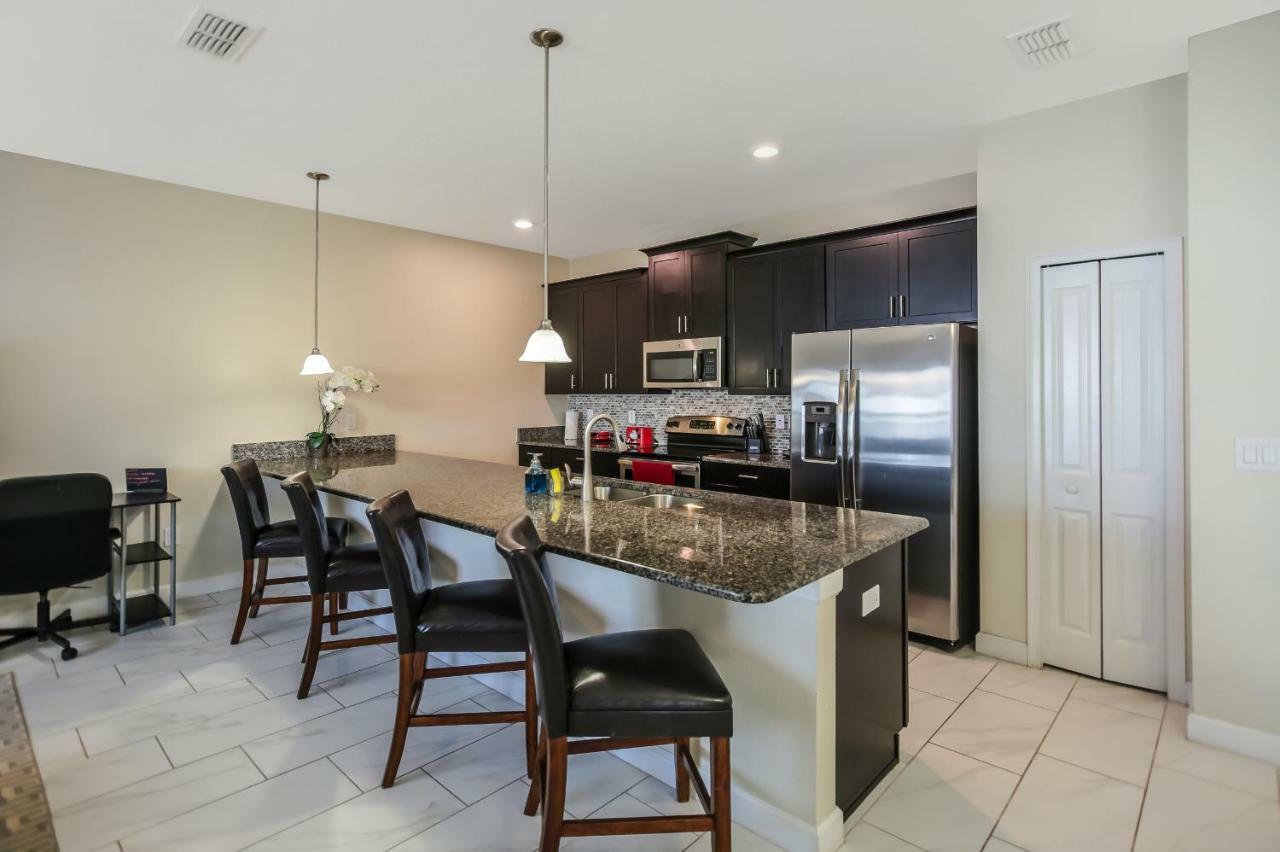 C - New 4 Bedroom Home - 5 Miles To Disney - Free Water Park - Private Pool Kissimmee Ngoại thất bức ảnh